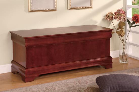 CEDAR CHEST