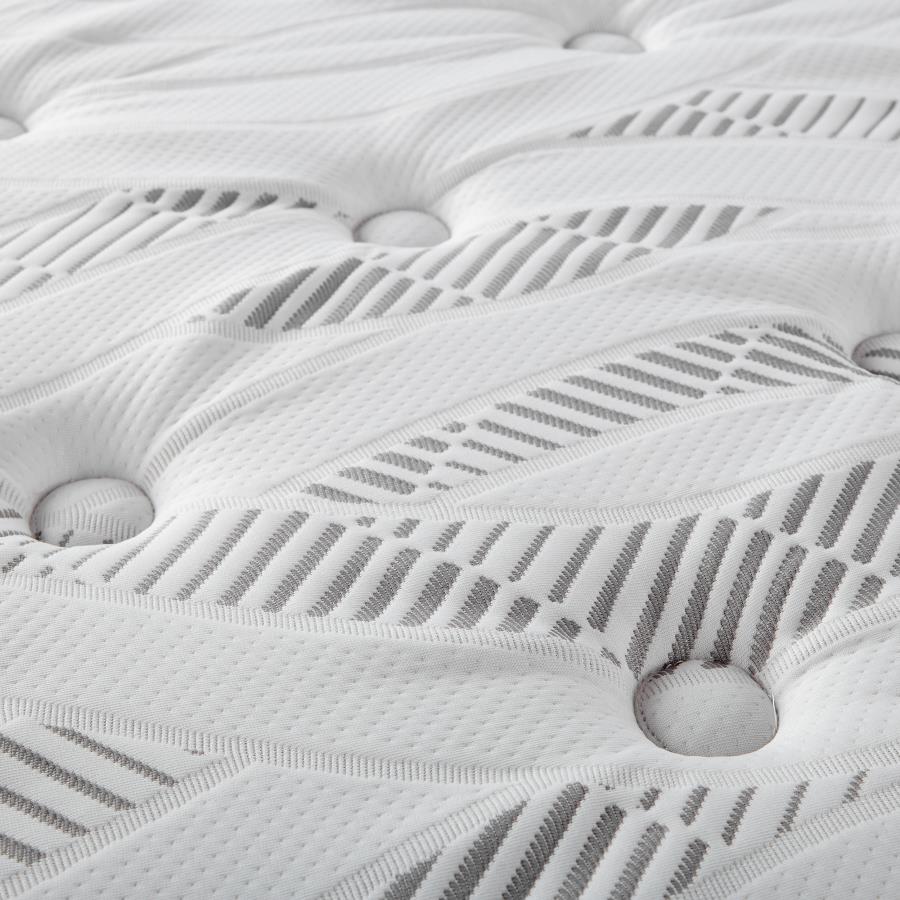 Hayes 11-inch Full Pillow Top Memory Foam Hybrid Mattress
