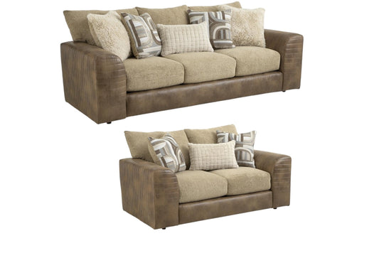 31082 Sofa & Loveseat